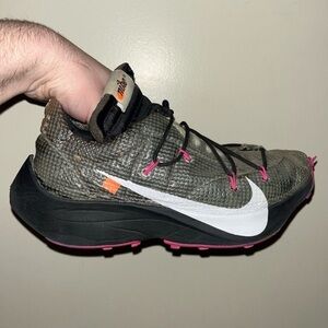 Nike Off-White x Vapor Street Laser Fuchsia